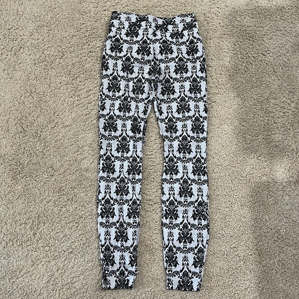 New York and Company pull on dress pants